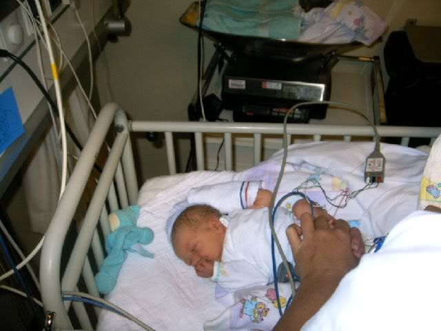 [img width=640 height=480]http://i27.photobucket.com/albums/c154/drachten/UDSPECIAAL.jpg[/img]