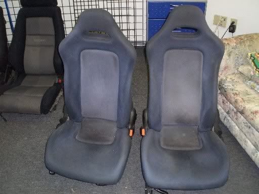 r32seats.jpg