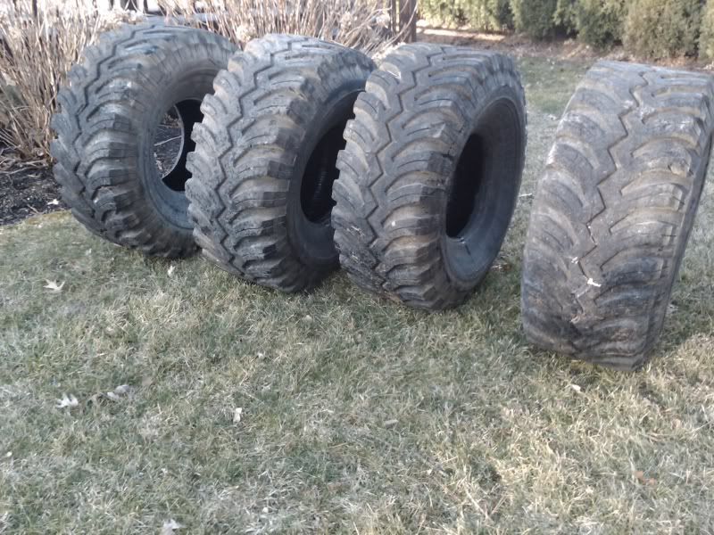 44 x 18.5 a 16.5 Denman Ground Hawgs 80% - Pirate4x4.Com : 4x4 and Off Denman Ground Hawg Tires For Sale