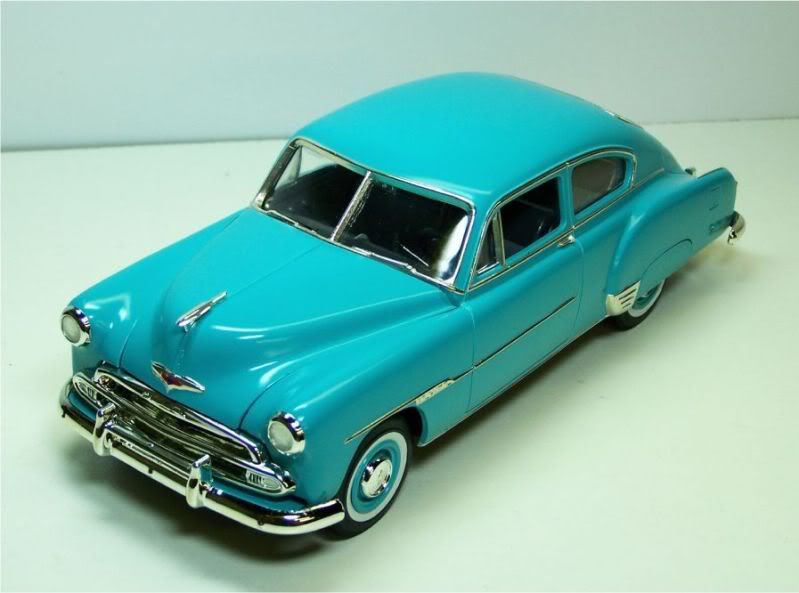 AMT1951ChevroletFleetlineDeluxe4.jpg