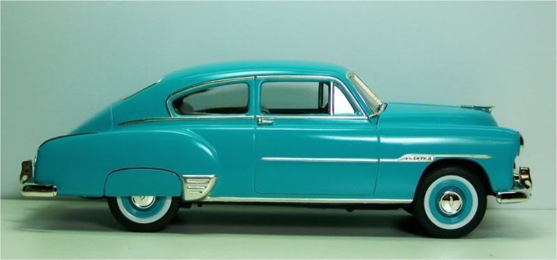 AMT1951ChevroletFleetlineDeluxe8.jpg