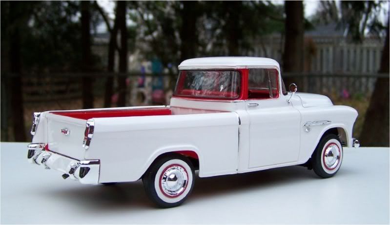AMT1955Chevrolet3100Cameo2.jpg