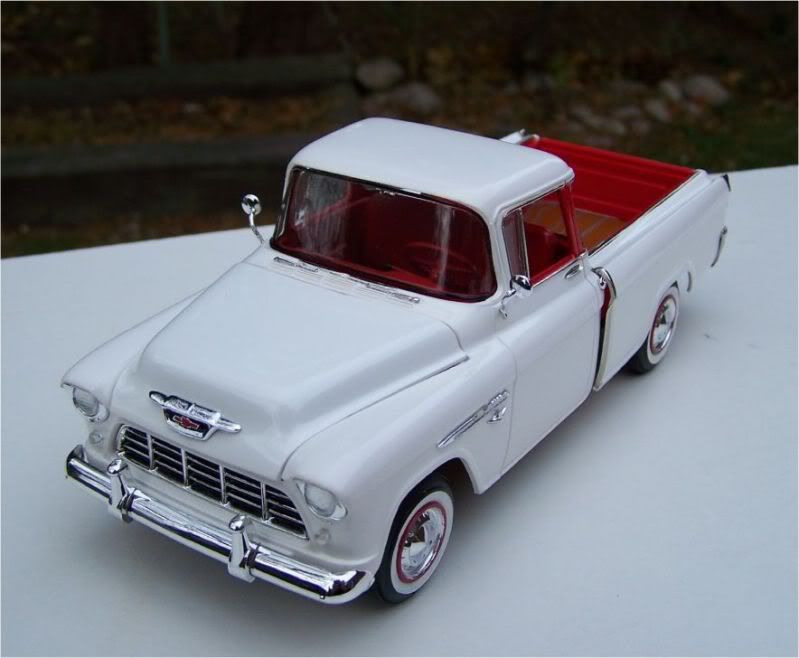 AMT1955Chevrolet3100Cameo3.jpg