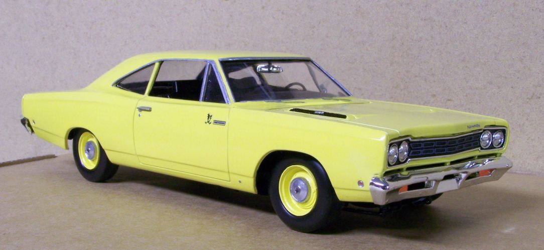 AMT1968PlymouthRoadRunnerf_zps6154d67b.j