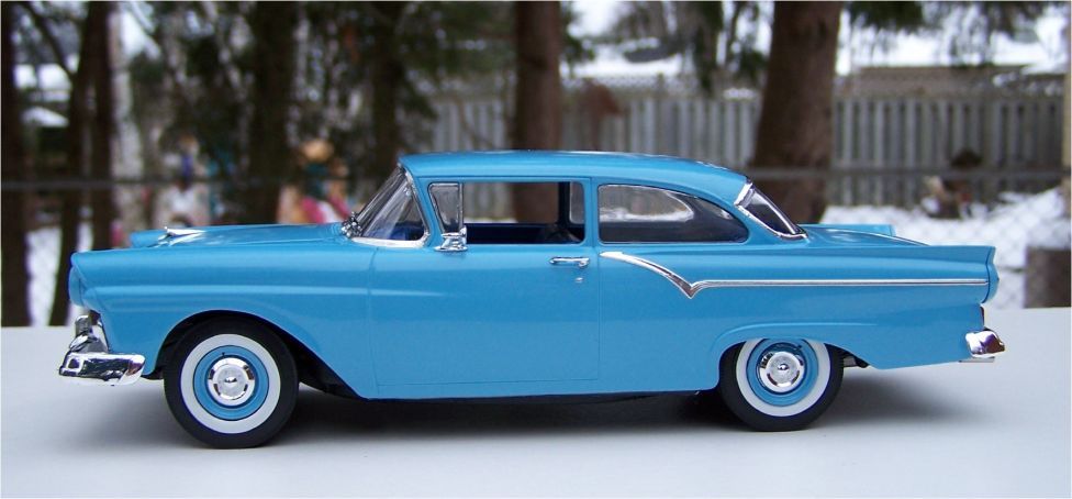 Revell1957FordCustom4_zps864dd42b.jpg