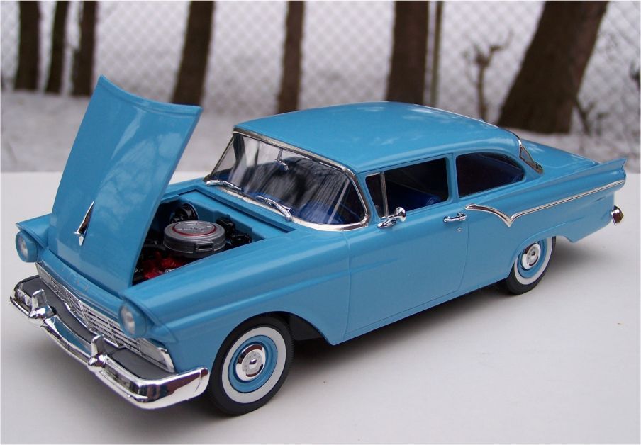 Revell1957FordCustom7_zps8417d92b.jpg