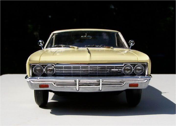 Re Revell 1966 Chevrolet Impala SS'6 Lemonwood Yellow Front Fixed