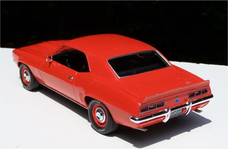 Revell1969COPOCamaroZL-1b_zpsd57e2d2f.jp