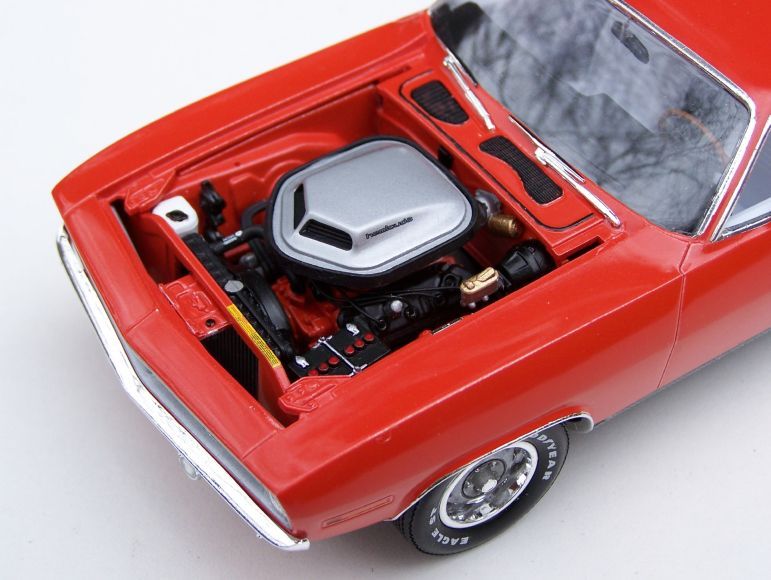 Revell1970PlymouthBarracuda8b_zpsda7d1f6