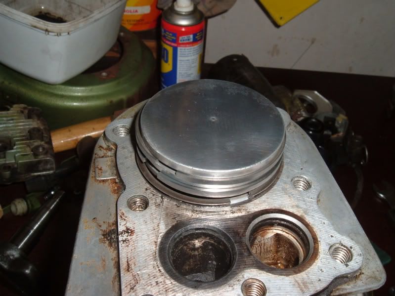[Linked Image from i27.photobucket.com]