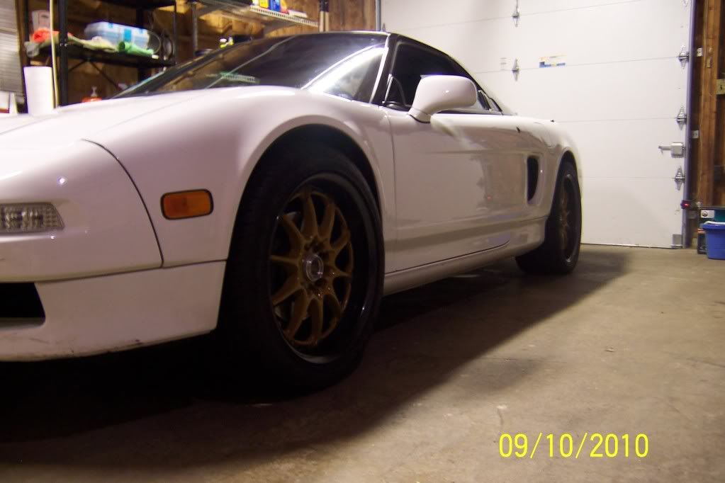 http://i27.photobucket.com/albums/c169/hybrdthry911/NSX/100_0650.jpg