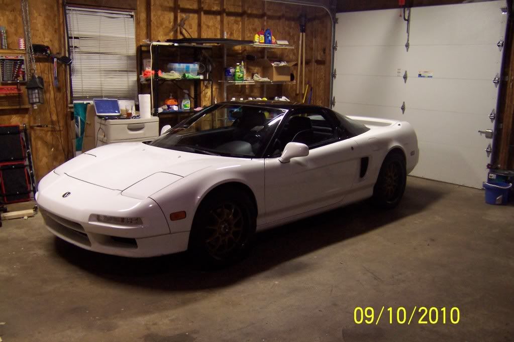 http://i27.photobucket.com/albums/c169/hybrdthry911/NSX/100_0661.jpg