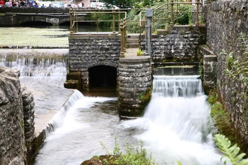 IMAGE: http://i27.photobucket.com/albums/c170/tj289/ChedderTrip083Large.jpg