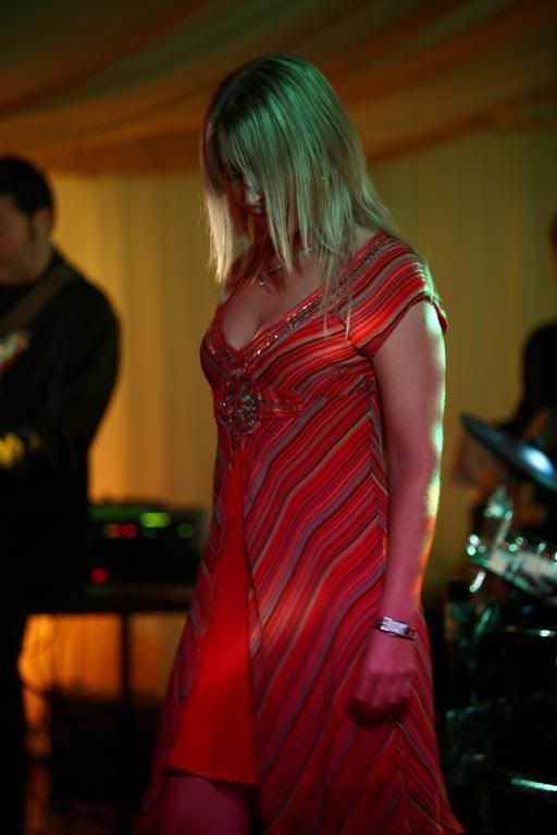 IMAGE: http://i27.photobucket.com/albums/c170/tj289/IMG_0387Large.jpg