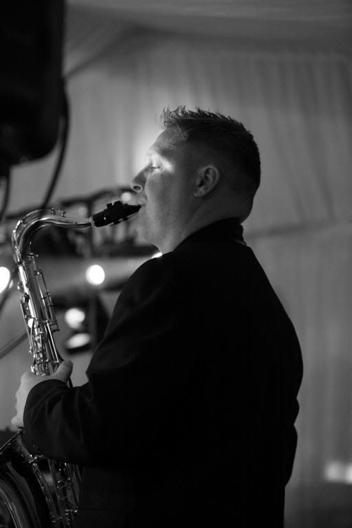 IMAGE: http://i27.photobucket.com/albums/c170/tj289/IMG_0420Large.jpg