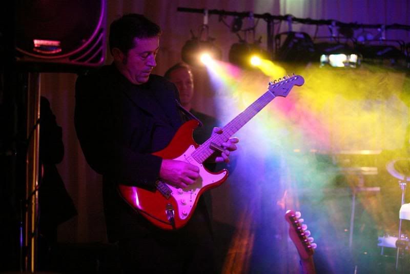 IMAGE: http://i27.photobucket.com/albums/c170/tj289/IMG_0464Large.jpg