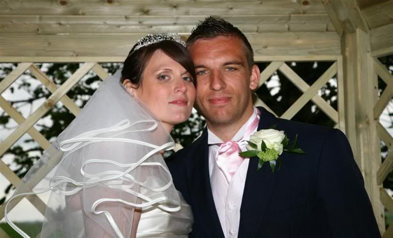 IMAGE: http://i27.photobucket.com/albums/c170/tj289/Wedding%20at%20Wellington%20Barn/DaveKellyWedding338Large.jpg