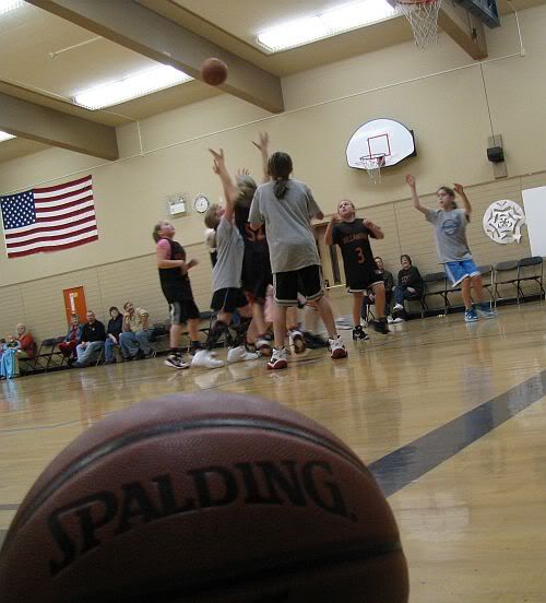 IMAGE: http://i27.photobucket.com/albums/c175/baitoeggs/ball1.jpg