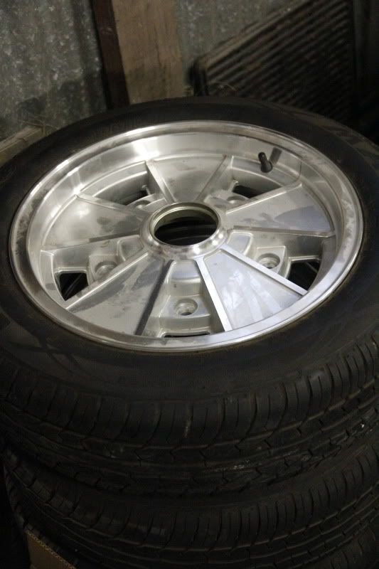 http://i27.photobucket.com/albums/c181/Humptydub/Bits%20for%20sale/_MG_0530.jpg http://i27.photobucket.com/albums/c181/Humptydub/Bits%20for%20sale/_MG_0530.jpg