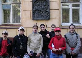 http://i27.photobucket.com/albums/c182/a9a/10.jpg