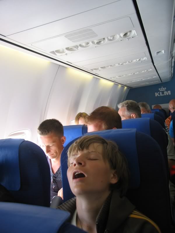http://i27.photobucket.com/albums/c182/a9a/10481079108610731088107210781077-1.jpg