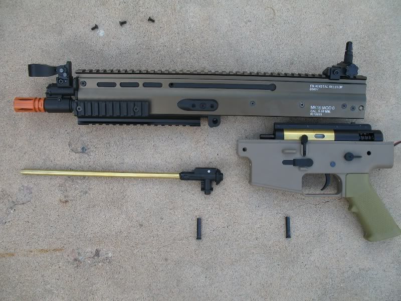 http://i27.photobucket.com/albums/c186/Captain_Kev/SCARreview029.jpg