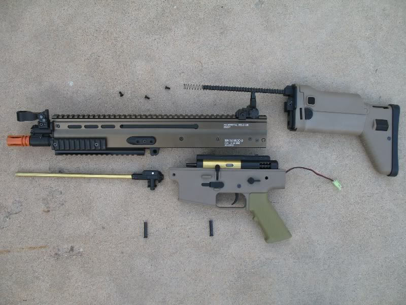 http://i27.photobucket.com/albums/c186/Captain_Kev/SCARreview030.jpg