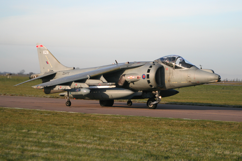 http://i27.photobucket.com/albums/c186/jonf45/cottesmore/harriergr9zg472cottesmore241110.png