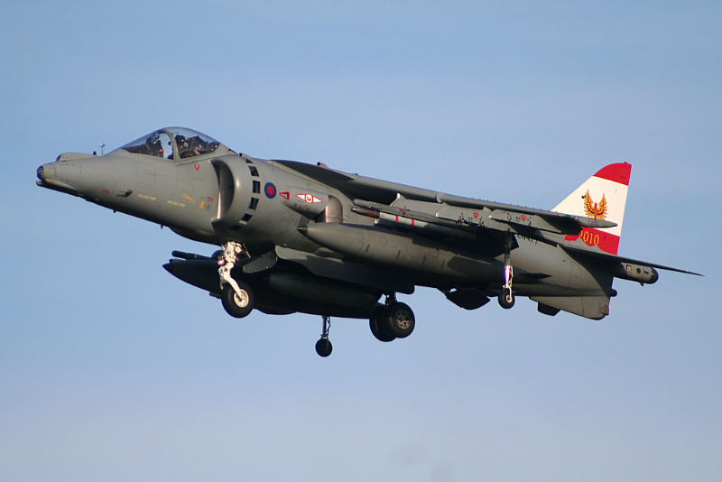 http://i27.photobucket.com/albums/c186/jonf45/cottesmore/harriergr9zg477cottesmore241110-2.png