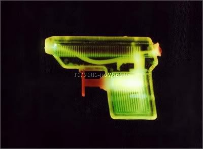 Water20pistol20toy20gun20weopan20JW.jpg