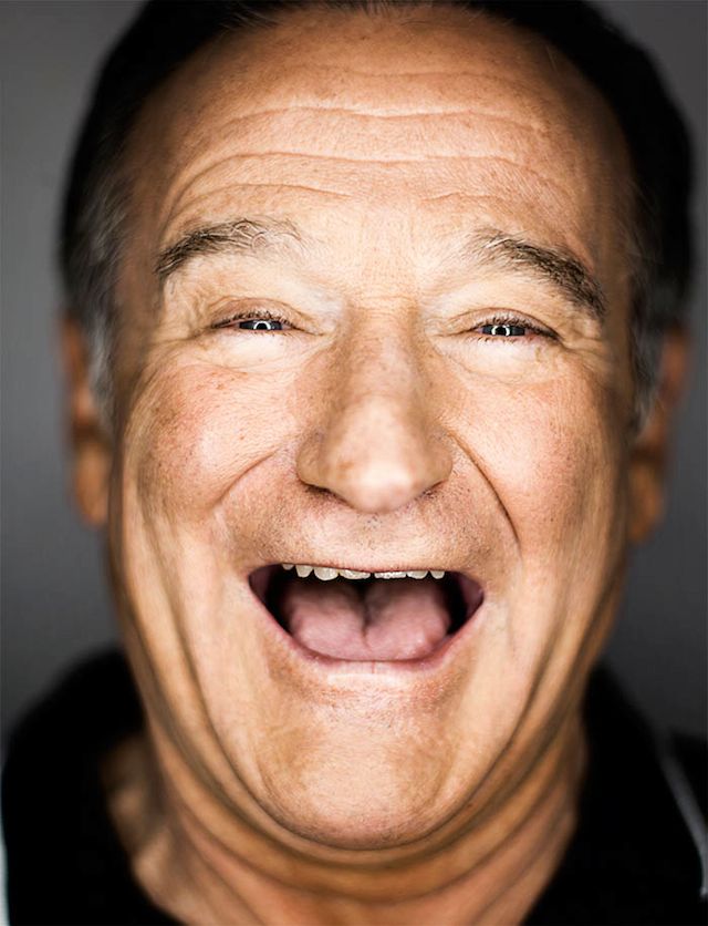  photo Robin_Williams-Esquire.jpg