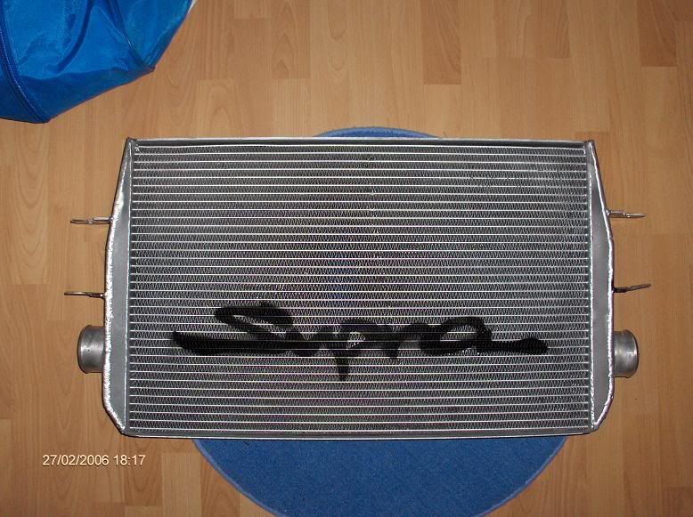 http://i27.photobucket.com/albums/c190/snusare/MySupra/HPIM0337.jpg