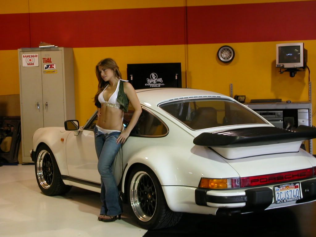 white_porsche.jpg