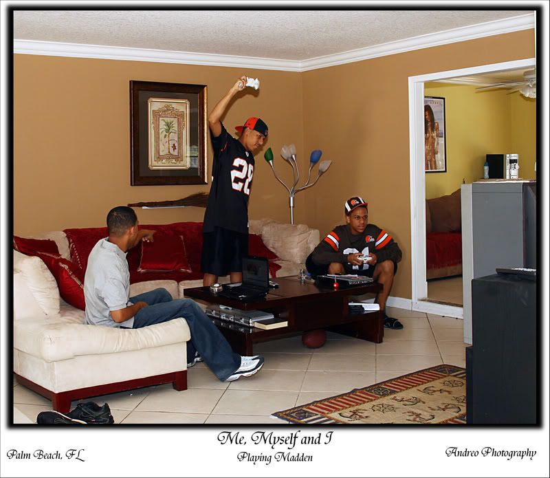 IMAGE: http://i27.photobucket.com/albums/c194/chadp918/Photoshop/IMG_1846.jpg