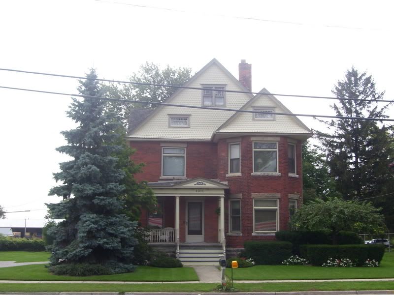 Downriver tour Michigan