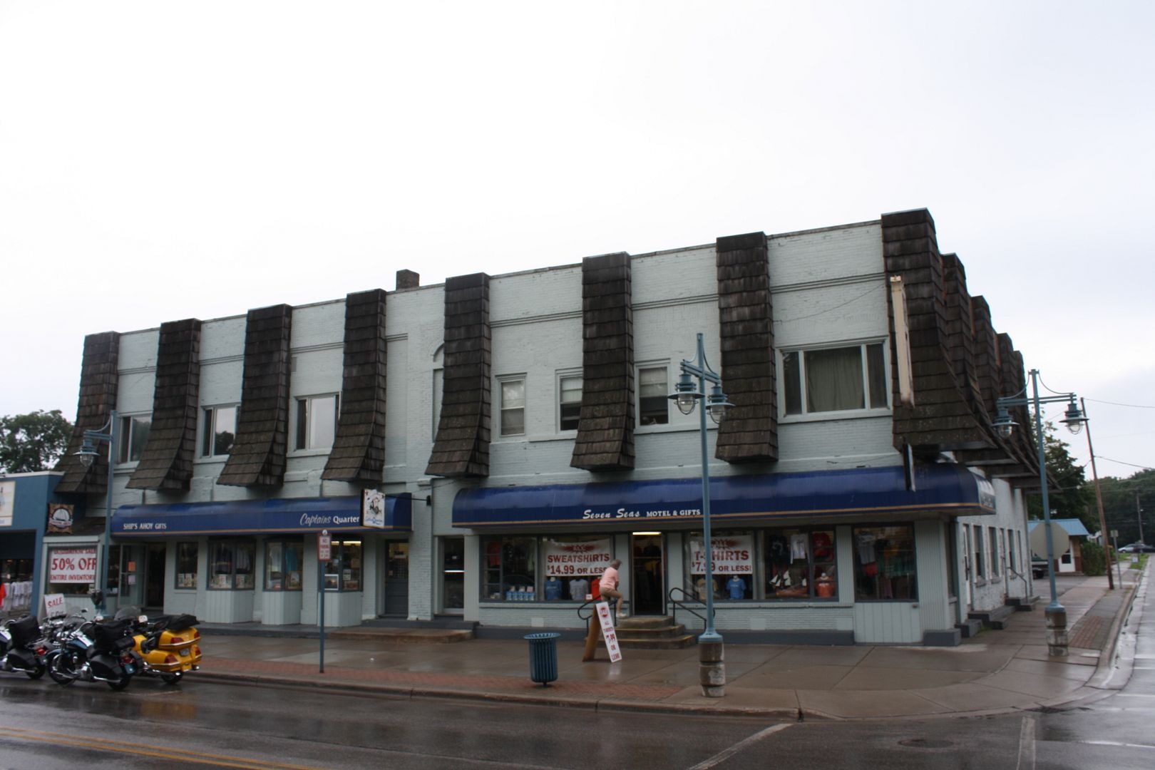 136.jpg