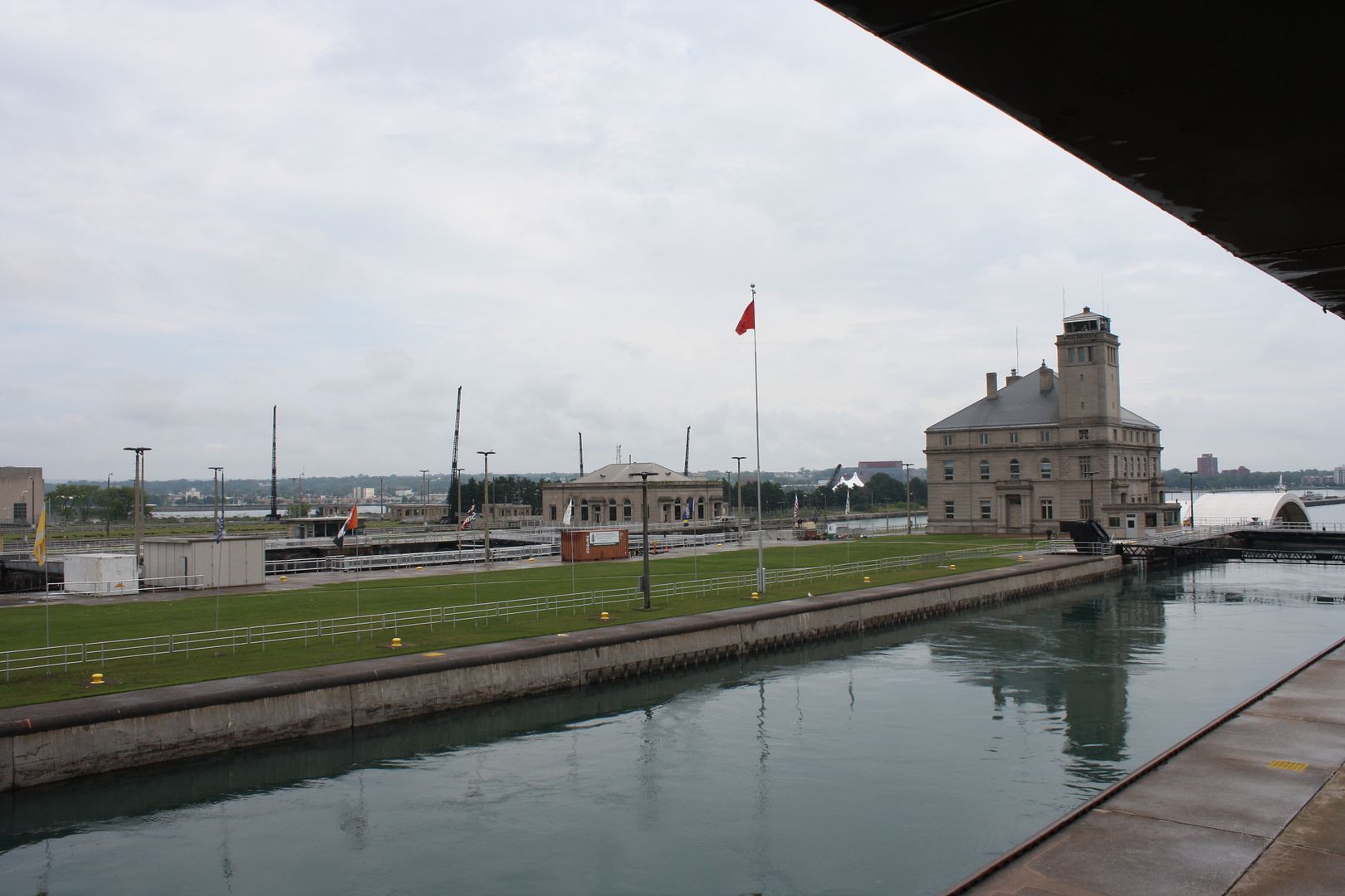 185.jpg
