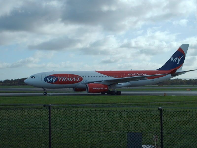 http://i27.photobucket.com/albums/c199/phillipflynn/Manchesterairportpics29thoctober-1.jpg