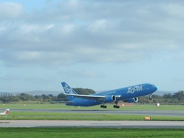 http://i27.photobucket.com/albums/c199/phillipflynn/Manchesterairportpics29thoctober-14.jpg