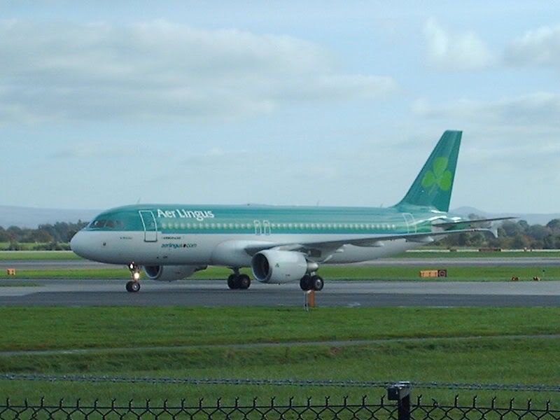 http://i27.photobucket.com/albums/c199/phillipflynn/Manchesterairportpics29thoctober-18.jpg
