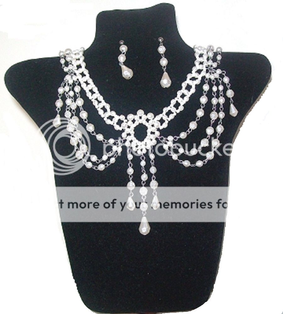 BRIDAL//WEDDING  Crystal//Diamonte Necklace Set **42** BRAND NEW IDEAL GIFT